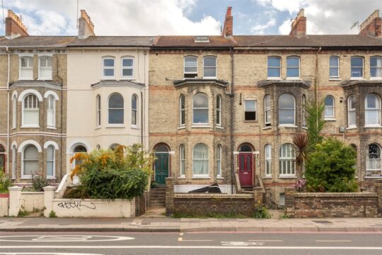 Gladstone Terrace, Brighton, BN2 3LB