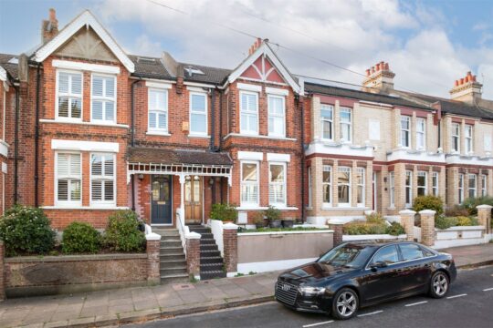Hollingbury Park Avenue, Brighton, BN1 7JG