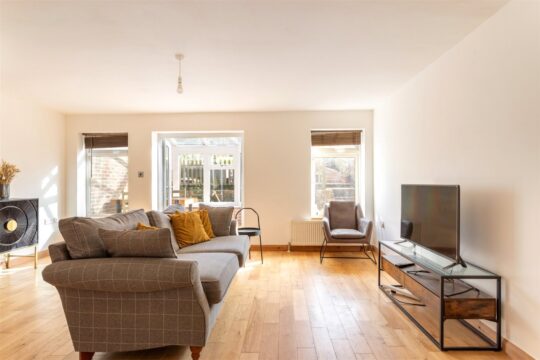 Spears Walk, Brighton, BN2 6PN