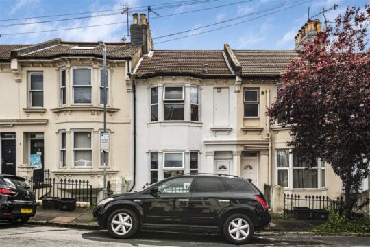 Newmarket Road, Brighton, BN2 3QF