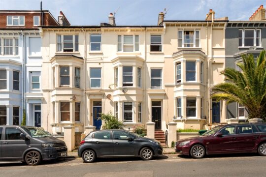 Queens Park Road, Brighton, BN2 0GJ