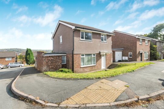 Lynchet Close, Brighton, East Sussex, BN1 7FP