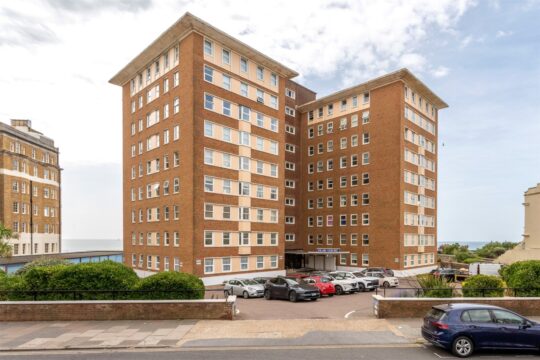 Courtenay Terrace, Hove, BN3 2WH