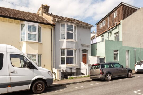 Aberdeen Road, Brighton, BN2 3JA