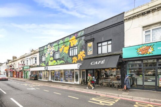 Lewes Road, Brighton, BN2 3HP