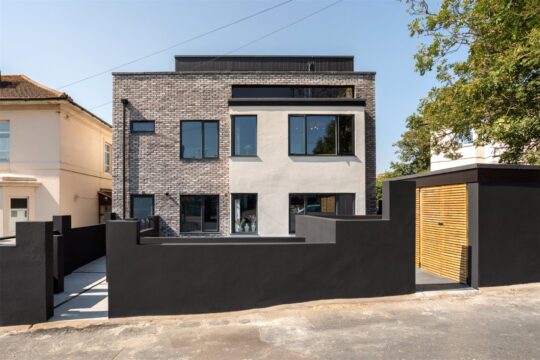 Wellington Road, Brighton, BN2 3AB