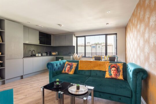 Wellington Road, Brighton, BN2 3AB